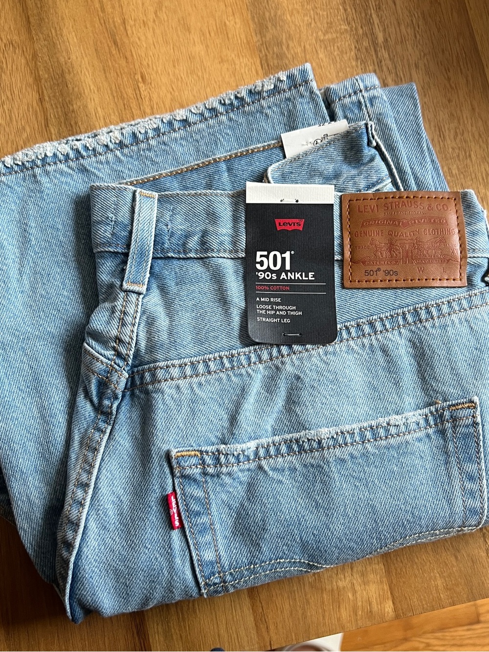 Levi's 501® '90s Ankle Jeans in Light Blue Wash